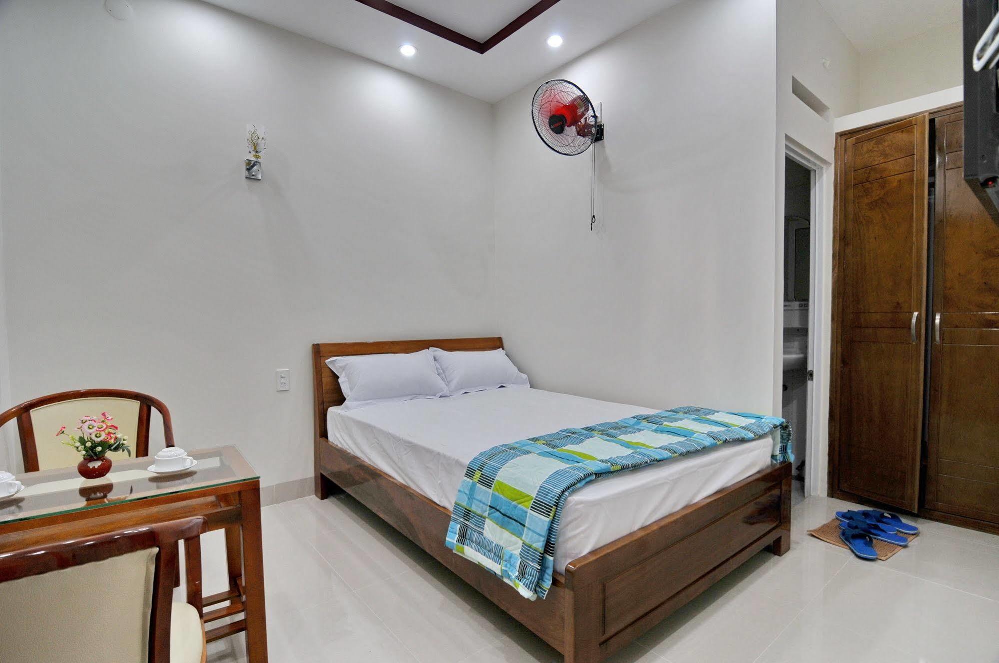 Duy Phuoc Hotel Nha Trang Exterior foto